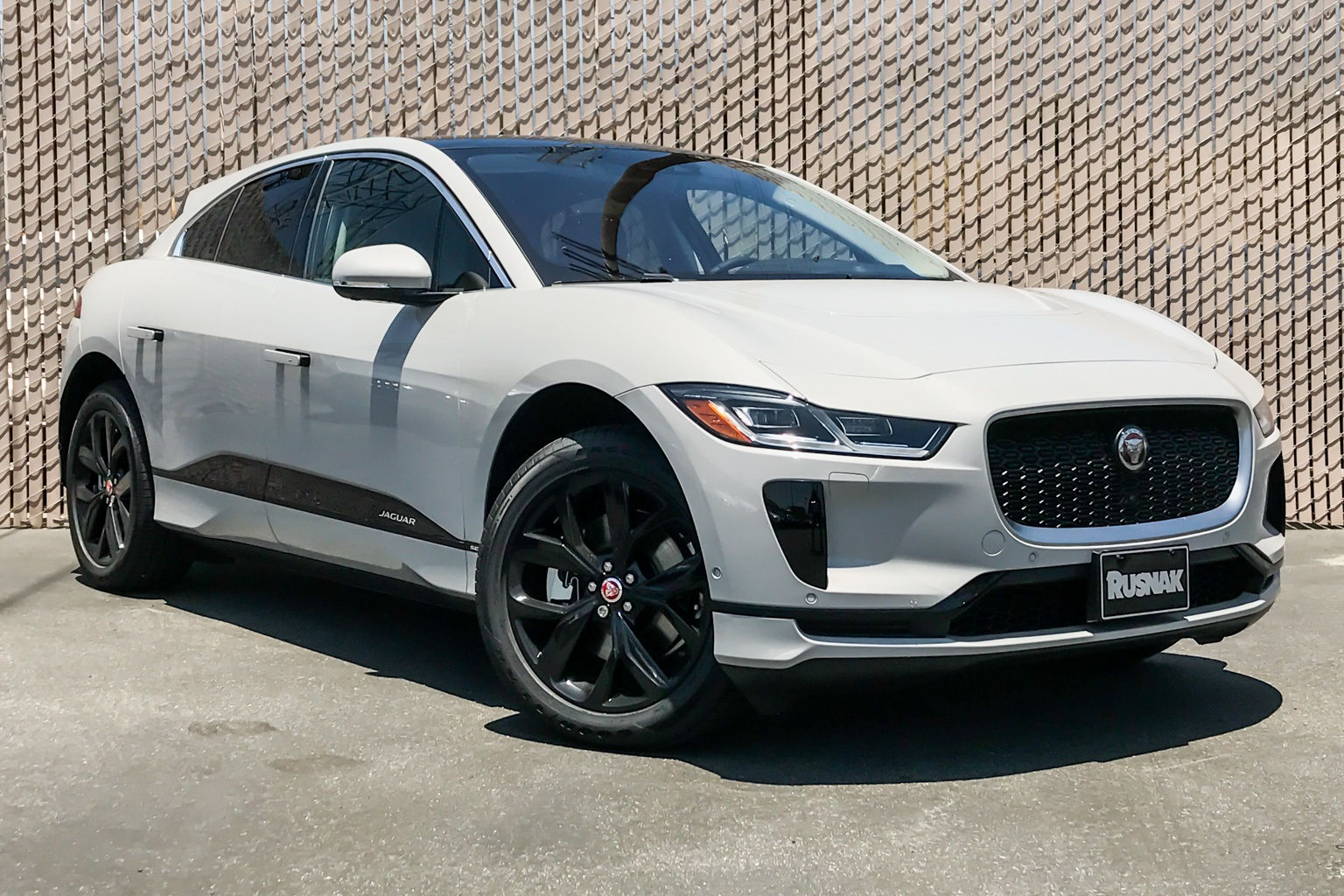 Wallpaper #Y337844Bnwiau_P6gw6c19 New 2019 Jaguar I Pace Se Awd 5 Door SUV