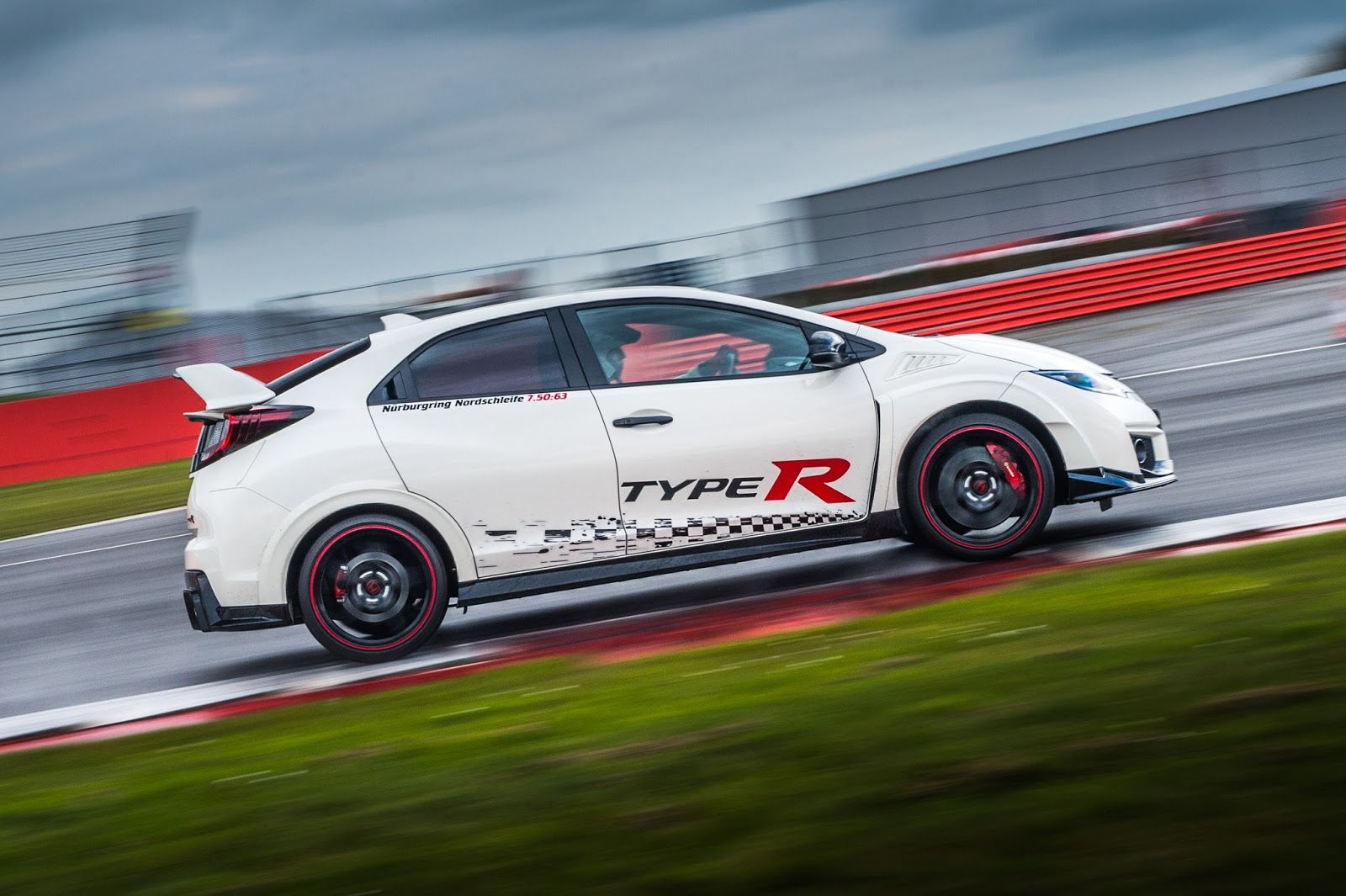 Wallpaper #XmdO75IBSpphPi3-E2Ft158 El Honda Civic Type R Establece Nuevas Marcas En Cinco Circuitos De