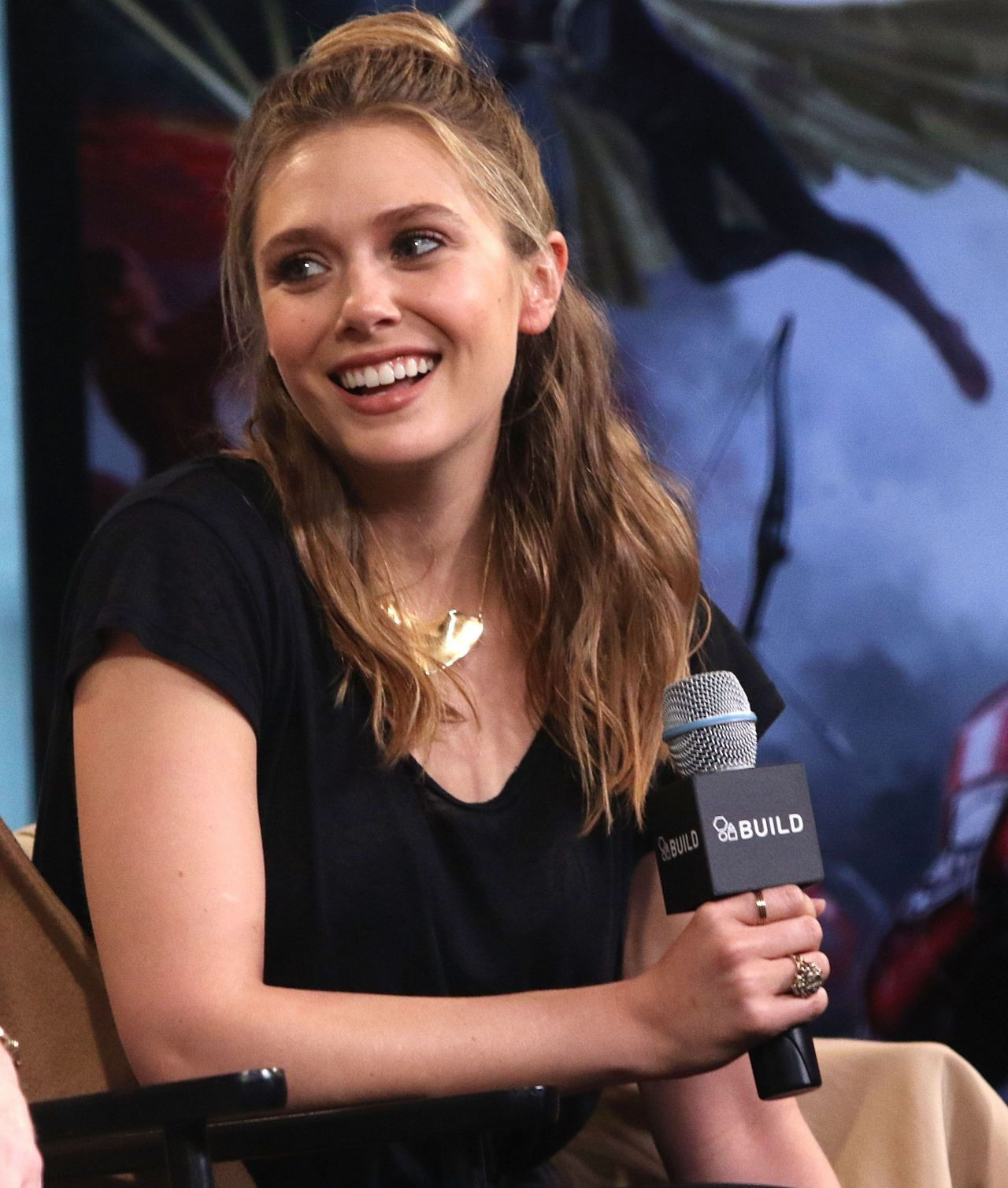 Wallpaper #Ip2fZpcBkAG5jTCHhLOH153 Elizabeth Olsen Aol Build Speaker Series Presents Captain America