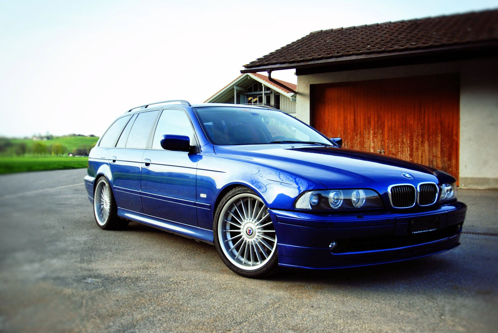 Wallpaper #52dX-ZIBSpphPi3-PYxS154 The Sport Wagon Enthusiast Alpina B10 E39 Touring