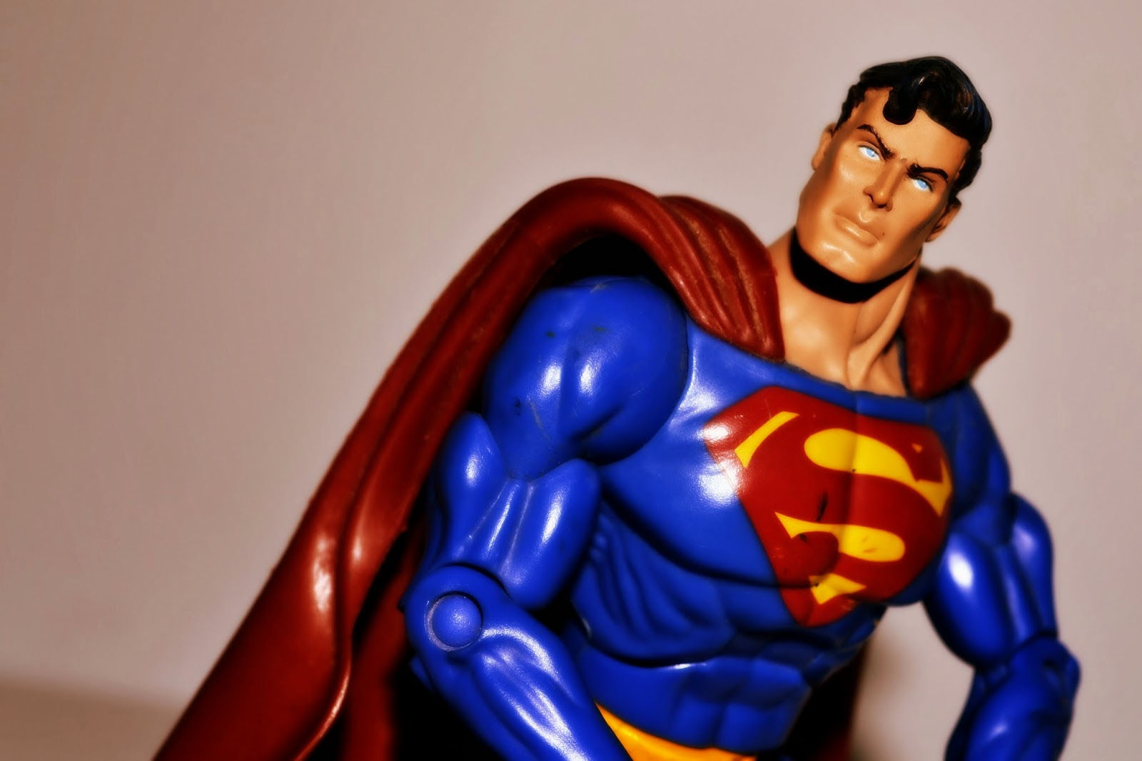 Wallpaper #VUCBL5MBJhL2WPba7b0E209 Incredible Hulk vs Superman Toys for the Odd Boys