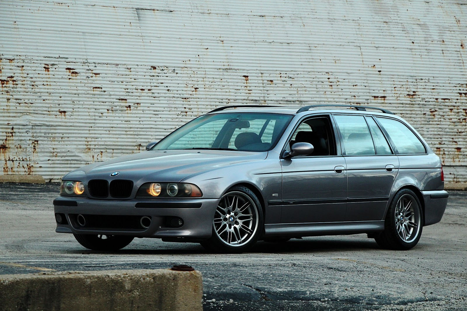 Wallpaper #axmgBo8BtGB6xQ78Y1TY35 BMW Never Made an M5 E39 Touring So This Guy Did It for You Carscoops