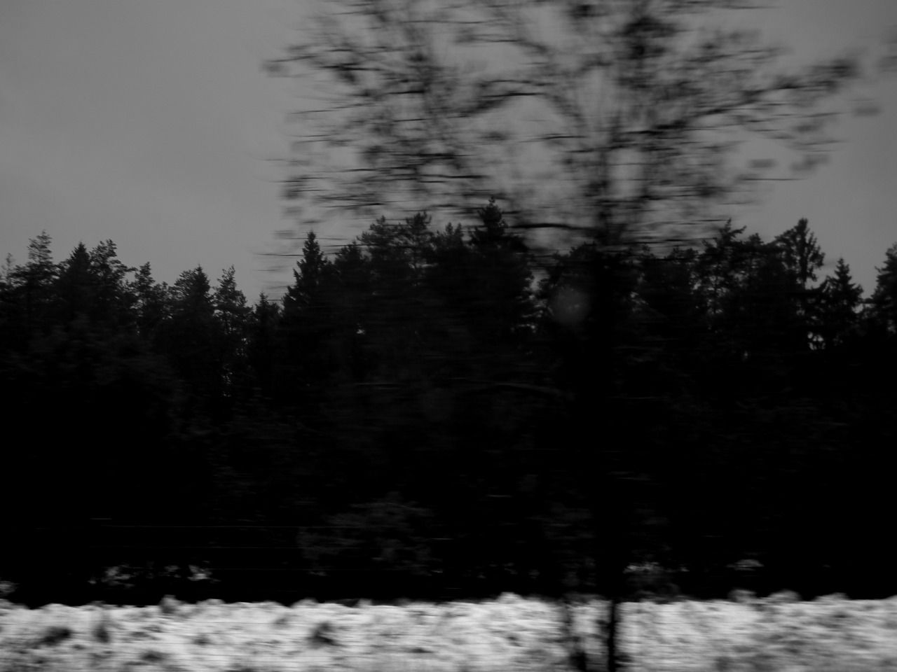 Wallpaper #A2cL6JIBSpphPi3-Dzuj496 Fading Away