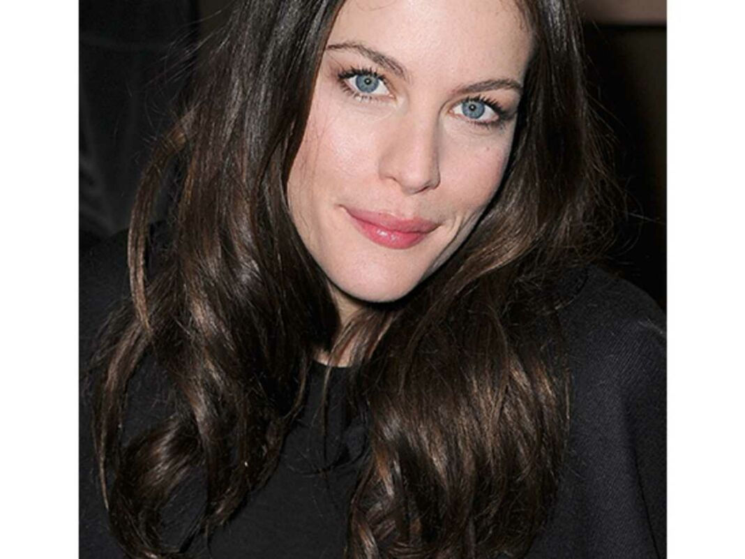 Wallpaper #WmfG65IBSpphPi3-W05G141 Liv Tyler Returns to the MCU with Captain America 4