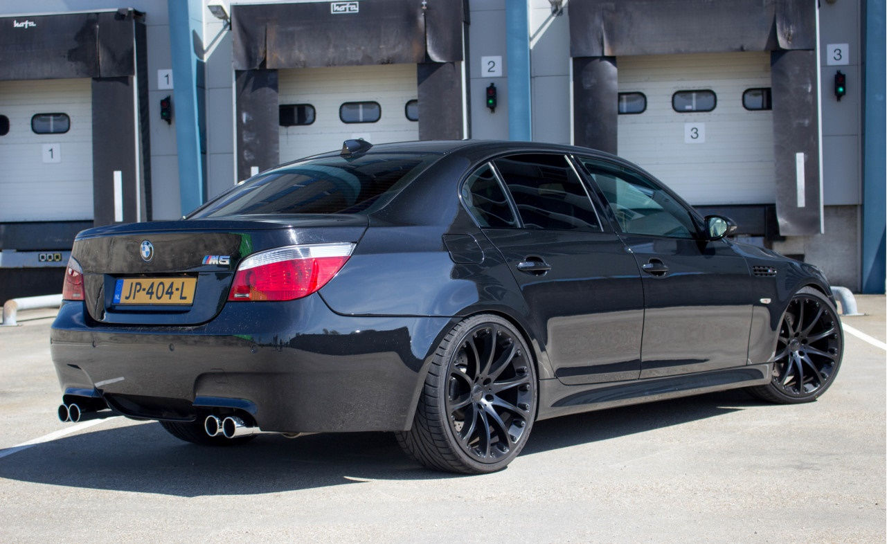 Wallpaper #oYsRcpcBcm9NJah-qnPa77 BMW M5 E60 V10