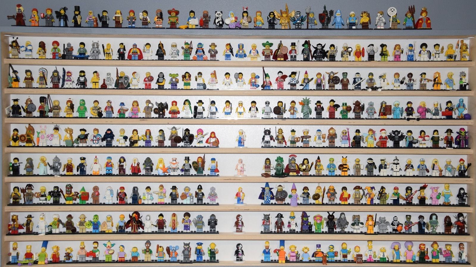 Wallpaper #VLgn2pIBJvJKYCmEXPAr222 Large Collection of Lego Minifigures Series 1 15 Simpsons 1 2 Movie and