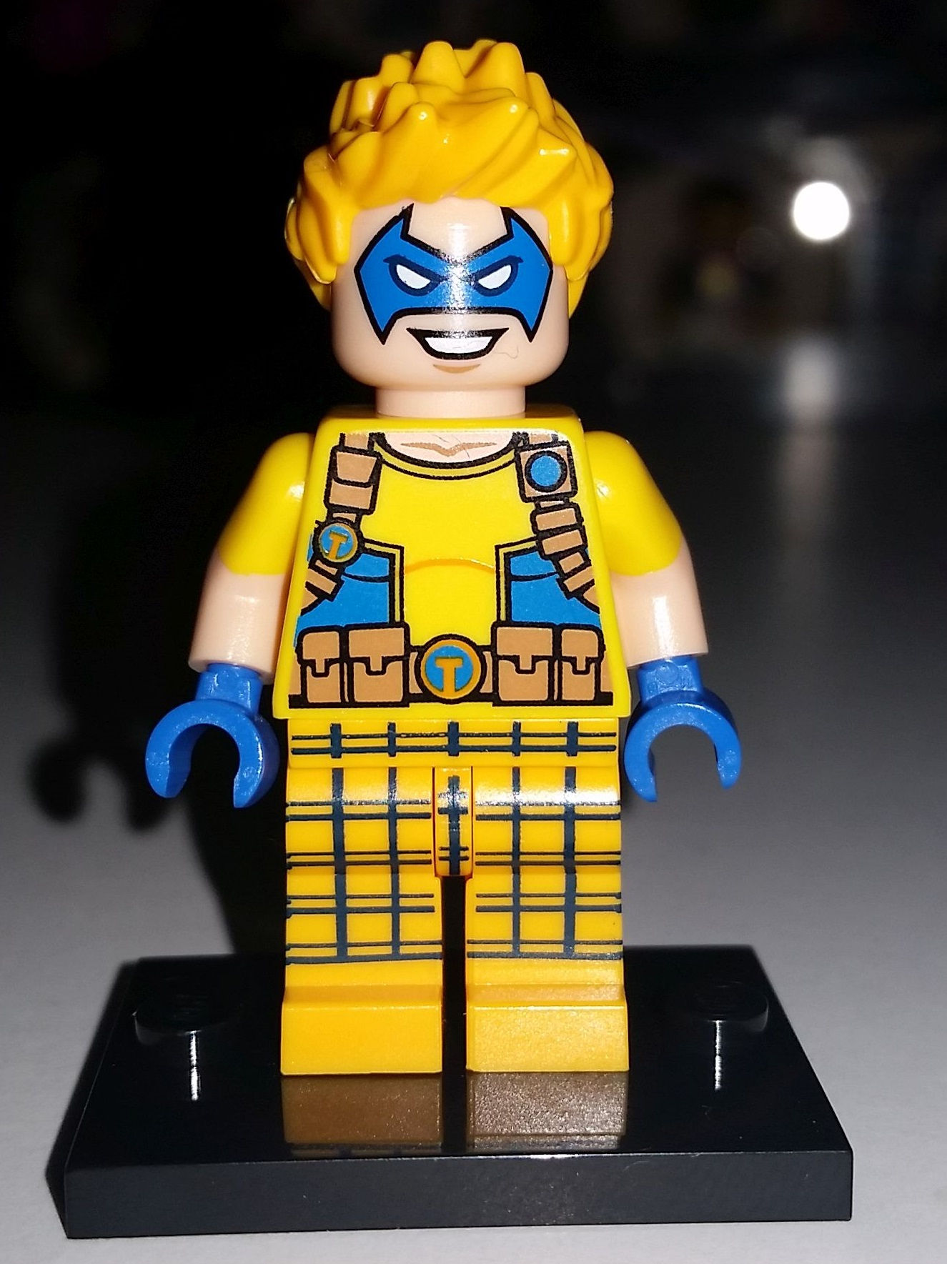 Wallpaper #EWiWFpMBSpphPi3-Jgx280 Lego Trickster Minifigure Review He Has Two Colored Arms