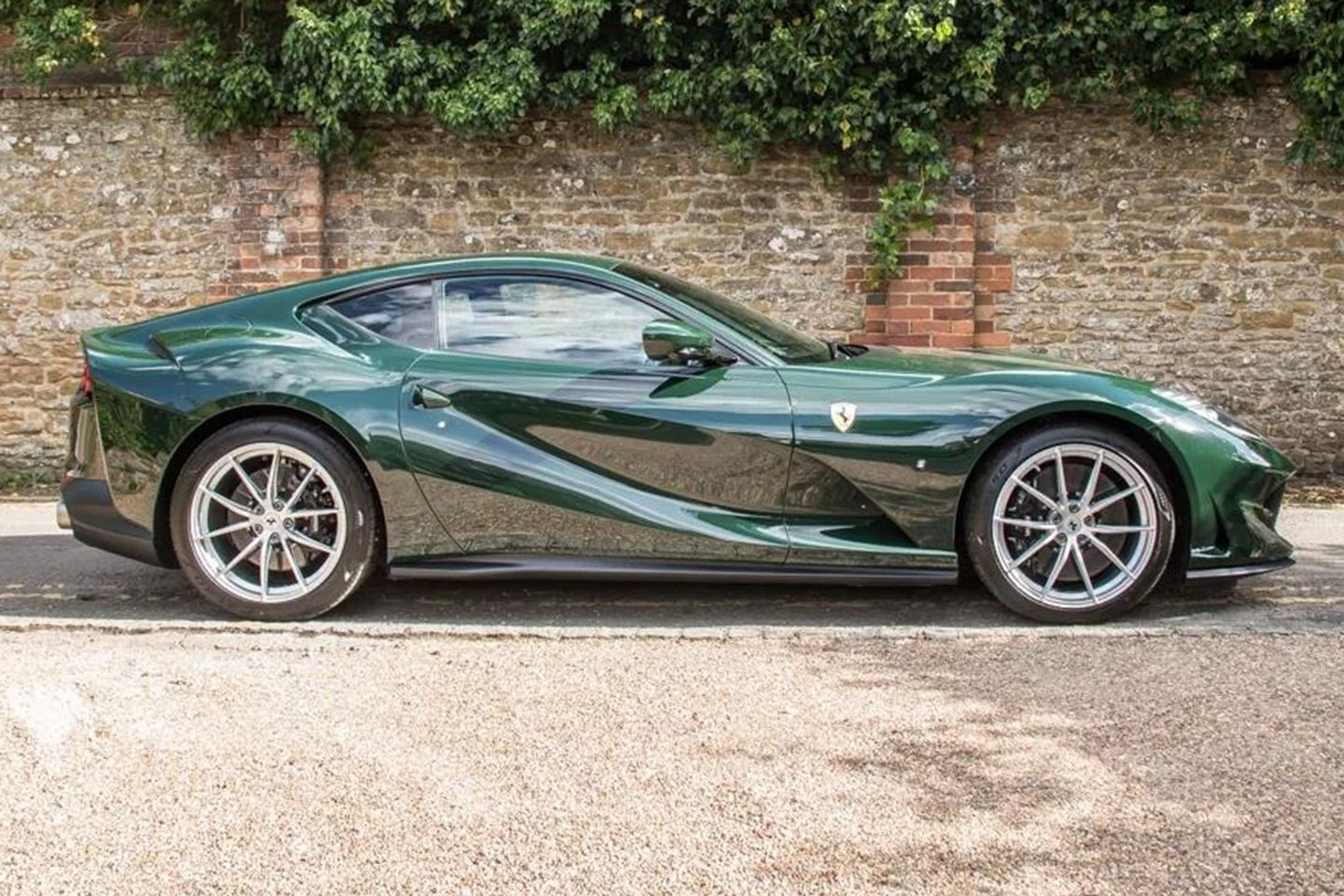 Wallpaper #py7eOJMBeCfPaRV8brst340 Green Over Tan Ferrari 812 Superfast for Sale Pistonheads Uk