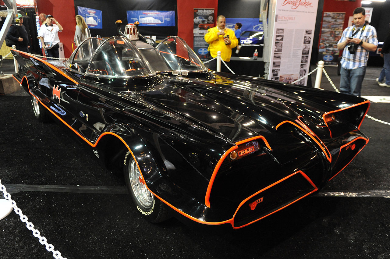 Wallpaper #Me8QS5MBMN-XEVvVGzpt97 Barrett Jackson 2013 Original 1966 Batmobile Auctioned for 4620000