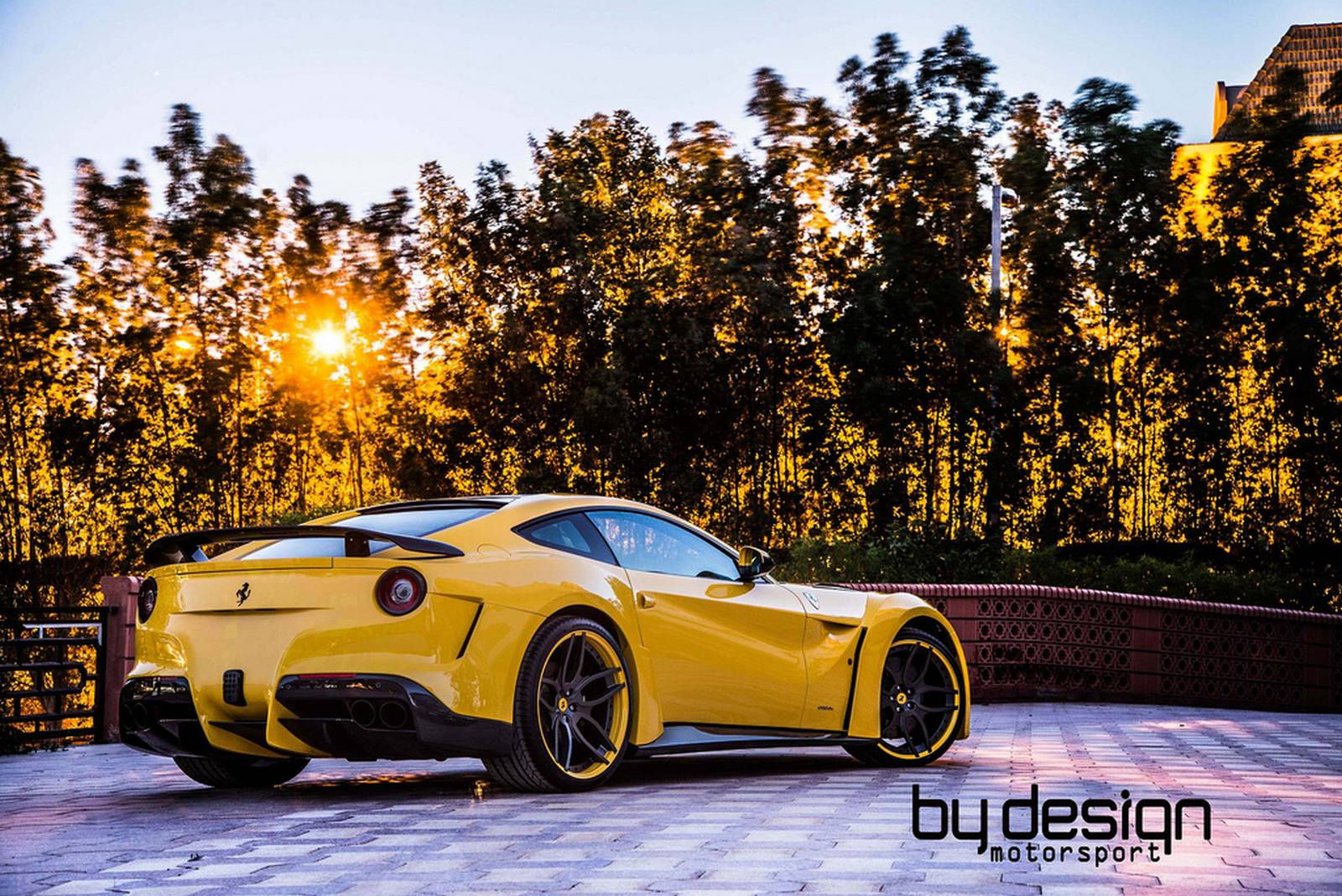 Wallpaper #3UUMm44B7YBJg1BVsKG034 Yellow Ferrari 458 Italia with Aftermarket Wheels