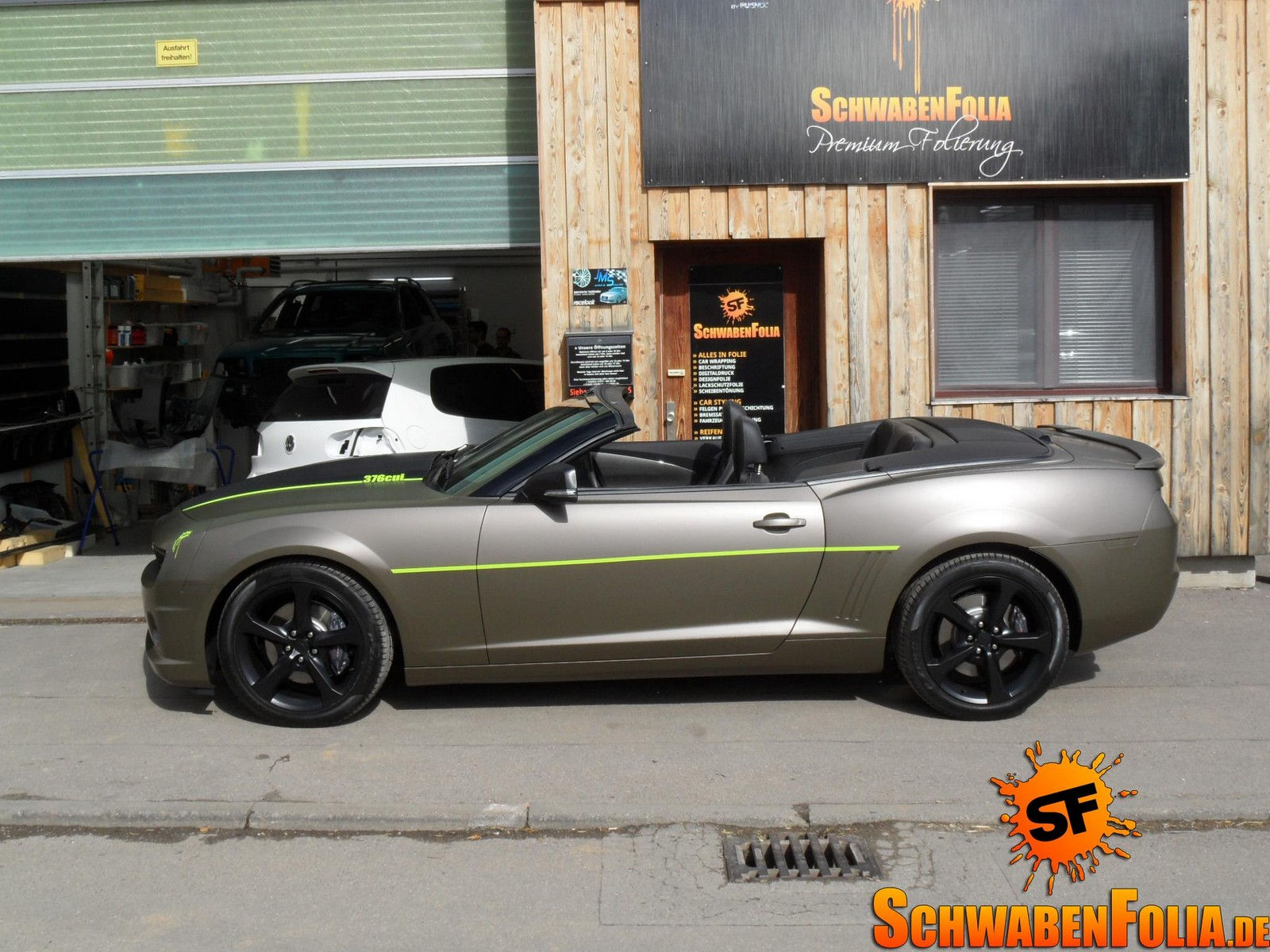 Wallpaper #9e8PTJMBMN-XEVvV-jzI164 Camaro Ss Cabrio Wrapped in Matte Urban Taupe by Schwabenfolia Gtspirit