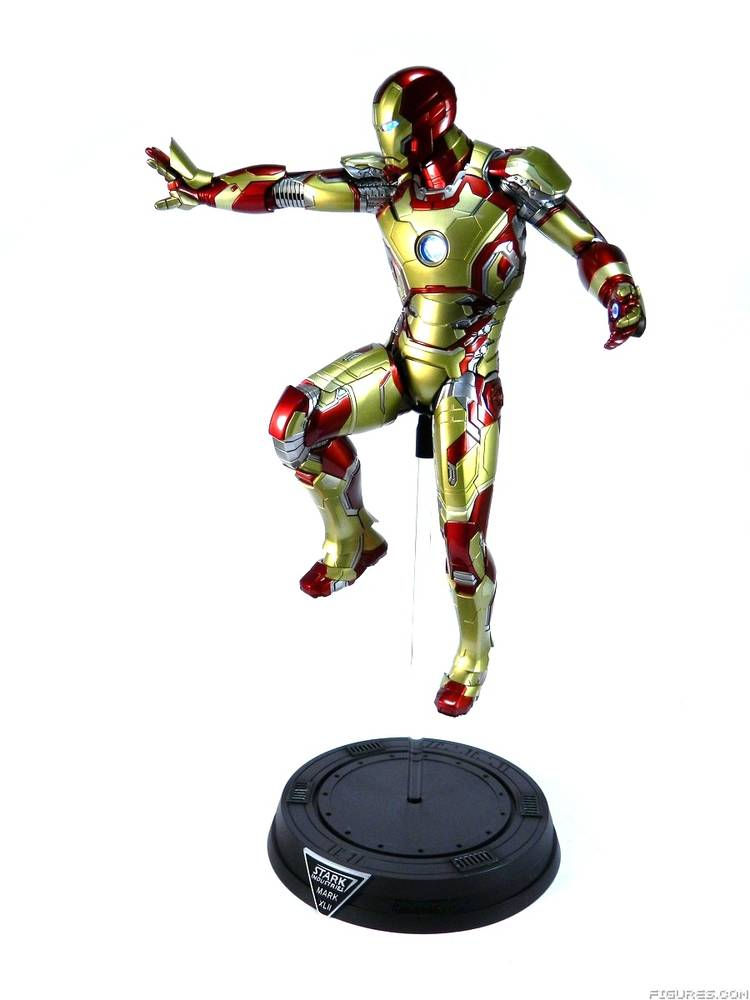 Wallpaper #-bkg3pIBJvJKYCmEzgMB44 Power Pose Iron Man Figures Photo Gallery