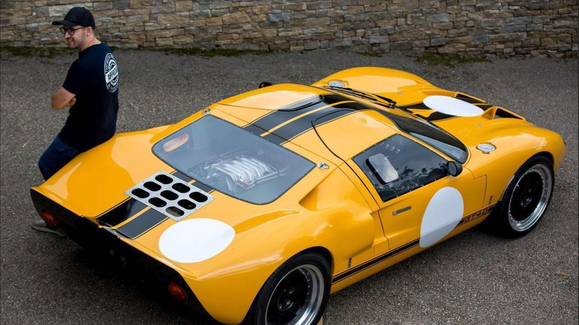 Wallpaper #qxnJNI8BtGB6xQ78Fp561 This Custom Ford Gt40 Build is a Tribute to Dedication and Desire