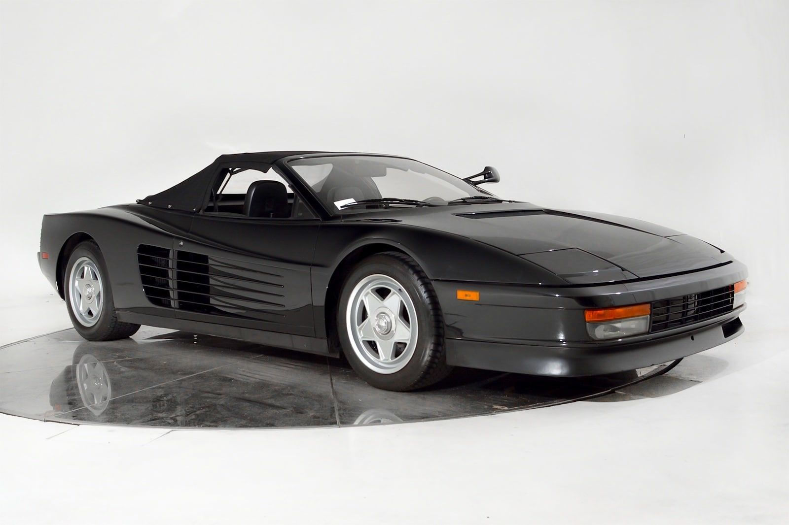 Wallpaper #4tb0bJMBUgzxPzChSfDO5 Custom Built Ferrari Testarossa Convertible Has a History with the King