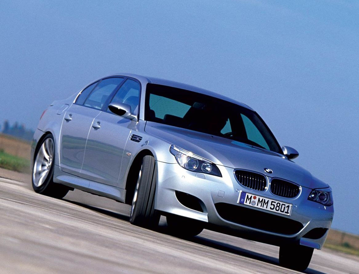 Wallpaper #xxWGu44BmMigT4Un_1bw42 BMW M5 E60 50i V10 507 Hp Automatic