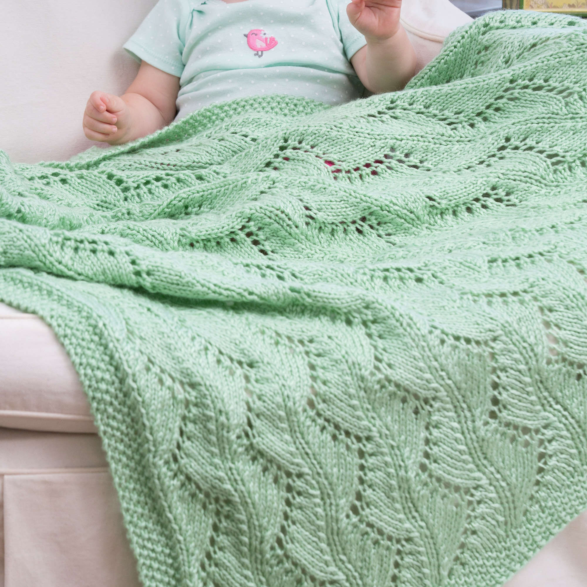 Wallpaper #HGdy7ZIBSpphPi3-_1jy204 Free Red Heart Lace Chevrons Knit Baby Blanket Pattern Yarnspirations