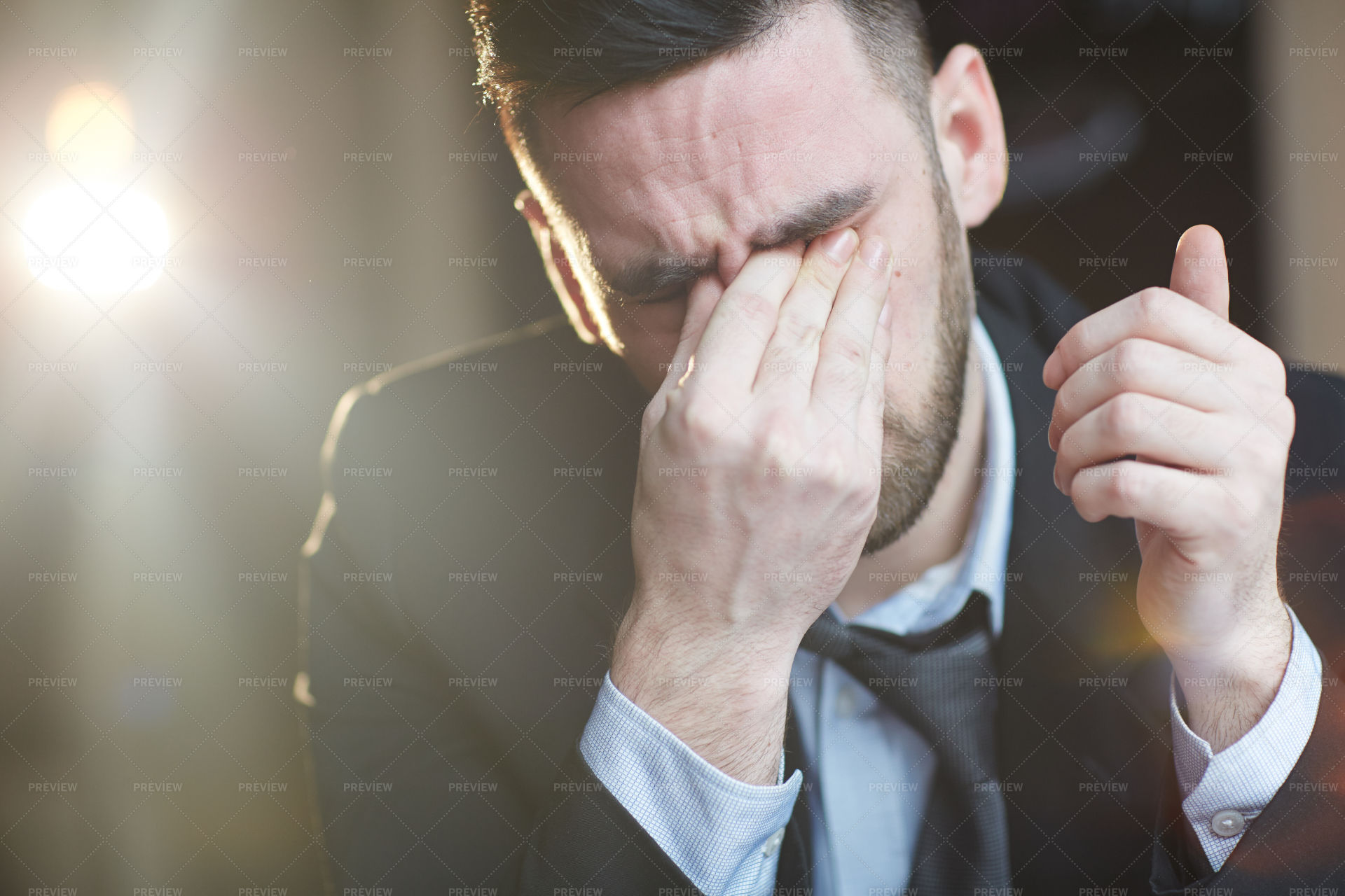 Wallpaper #q2eP65IBSpphPi3-00yX235 Business Man Crying Stock Photos Motion Array