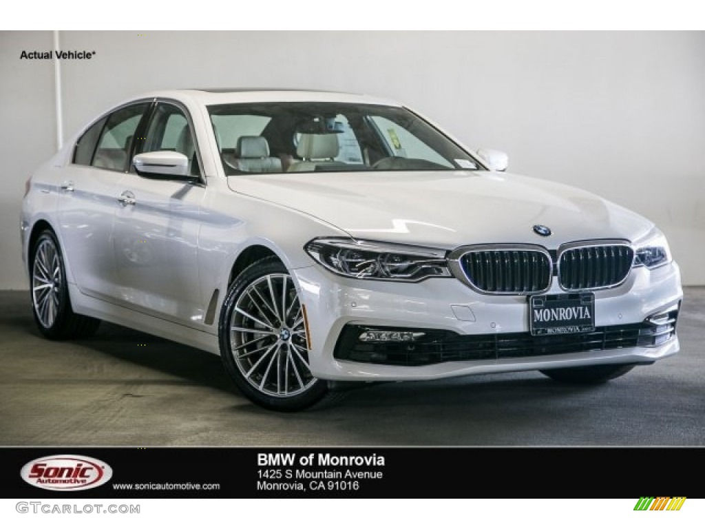 Wallpaper #a2597 01 BMW Ix Xdrive40 Sport Alpine White Paul Tans Automotive News