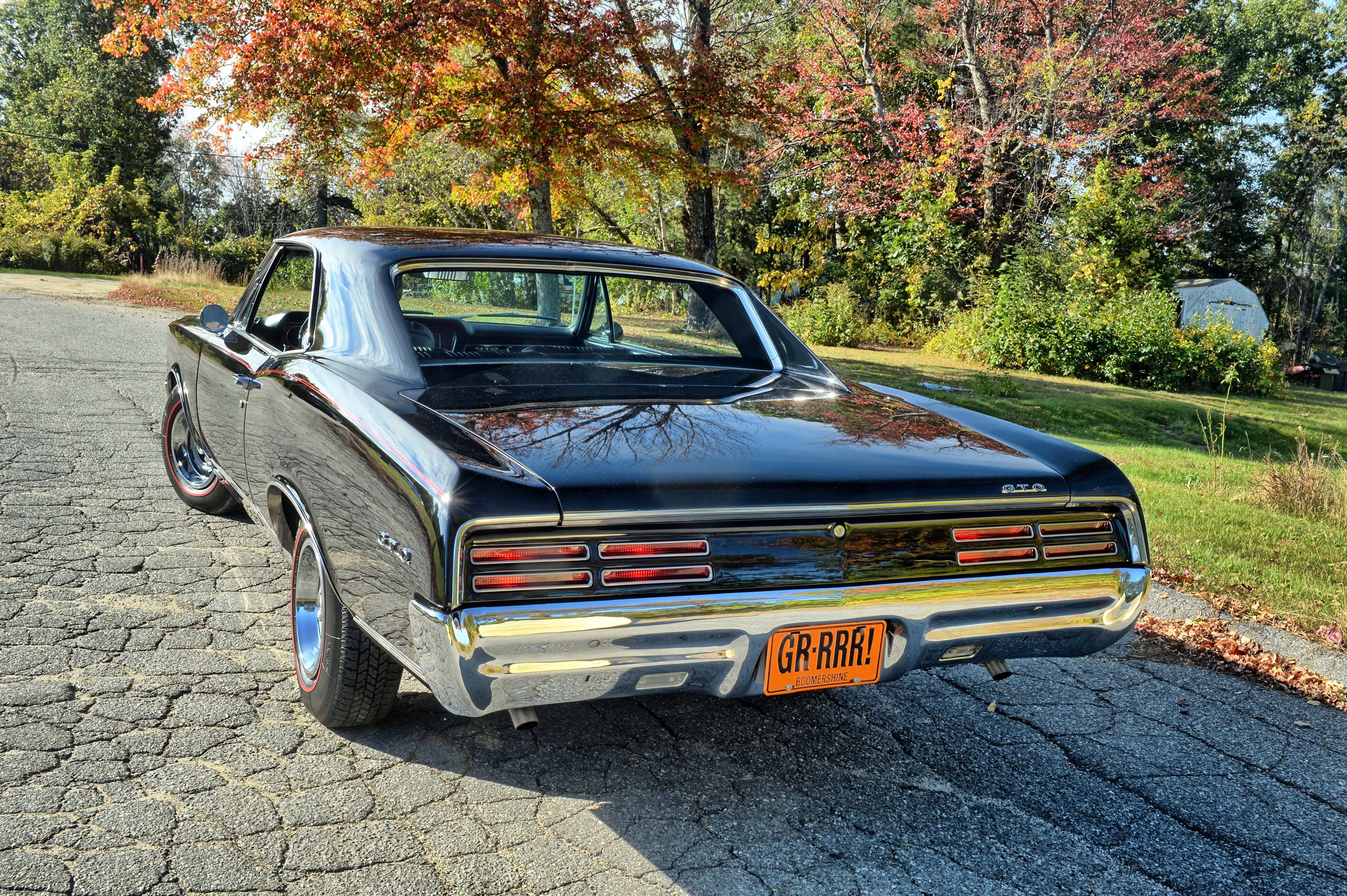 Wallpaper #29d54 1974 Pontiac Ventura Sprint Mine Was Dark Blue with Two Tone Strips