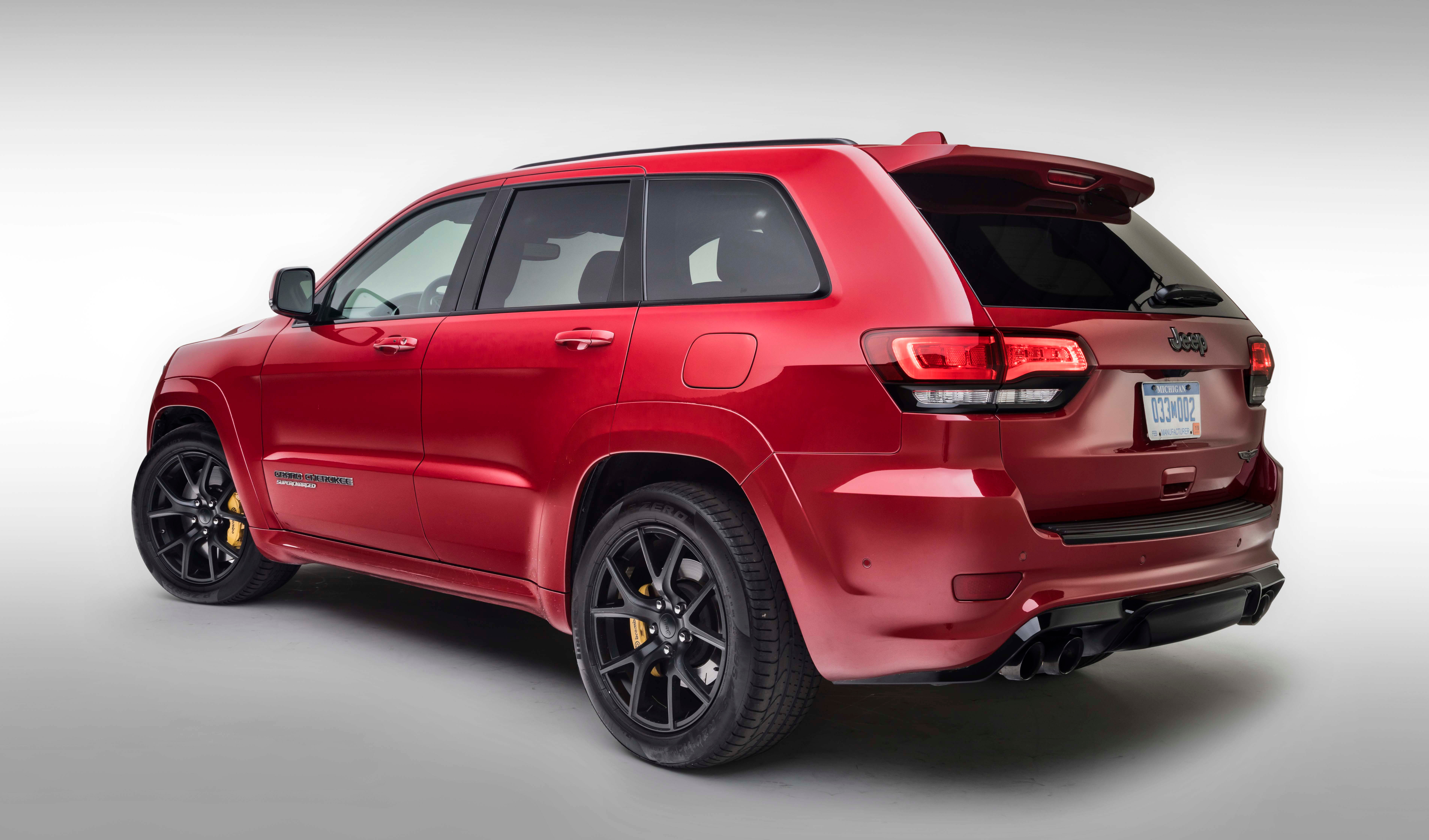 Wallpaper #kGdkBJMBSpphPi3-aLeO23 The 2018 Jeep Grand Cherokee Trackhawk a Hellcat Powered SUV Hot Rod
