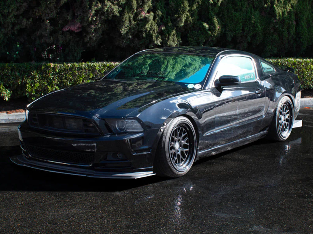 Wallpaper #SCwwSZMB0E1QgA7wuPIV175 2010 14 Mustang Front Splitter