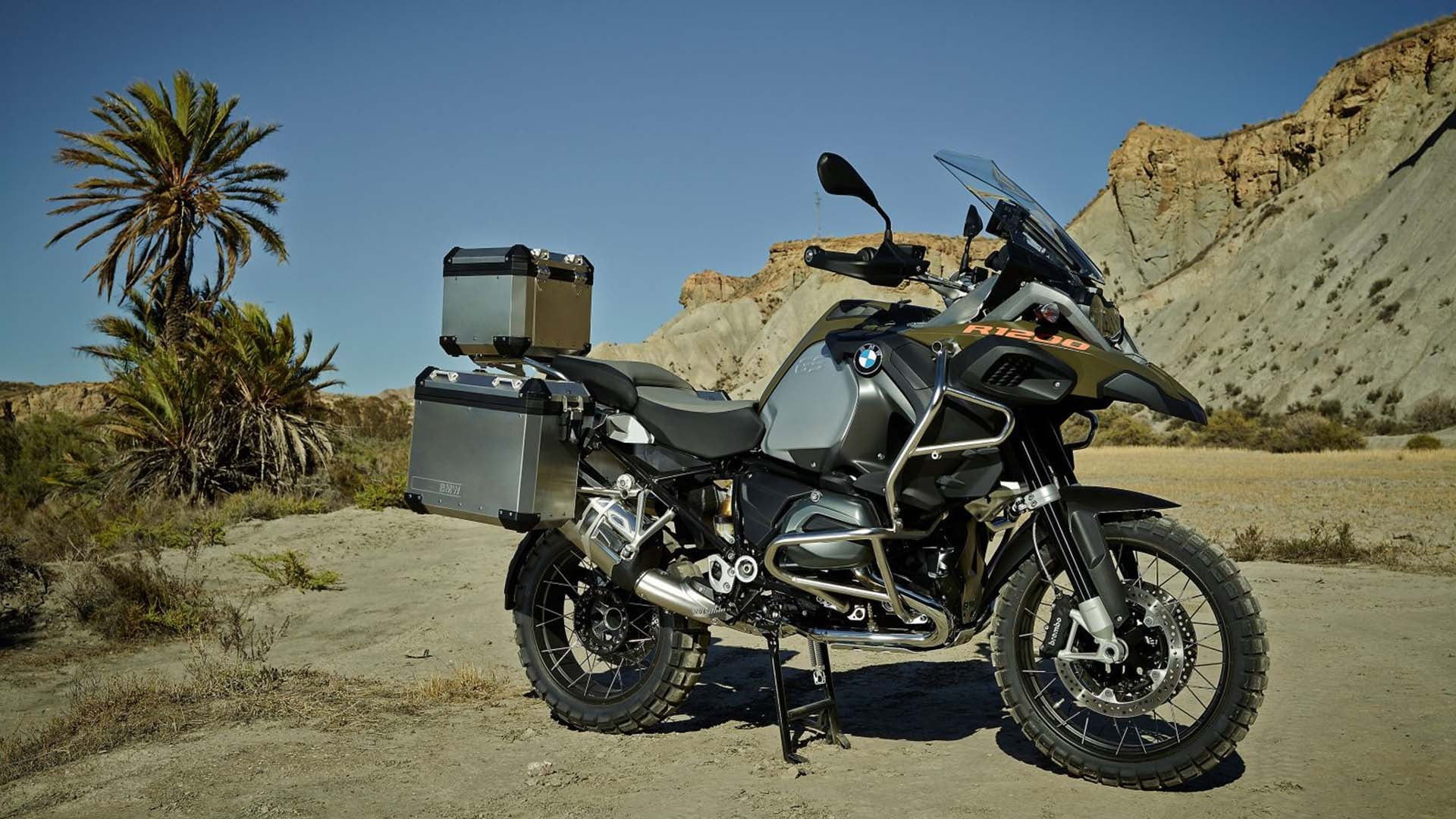 Wallpaper #630C8Y4Bnwiau_P6qQf915 720x1280 Resolution Black and Grey Sports Bike BMW Gs 1200r Desert