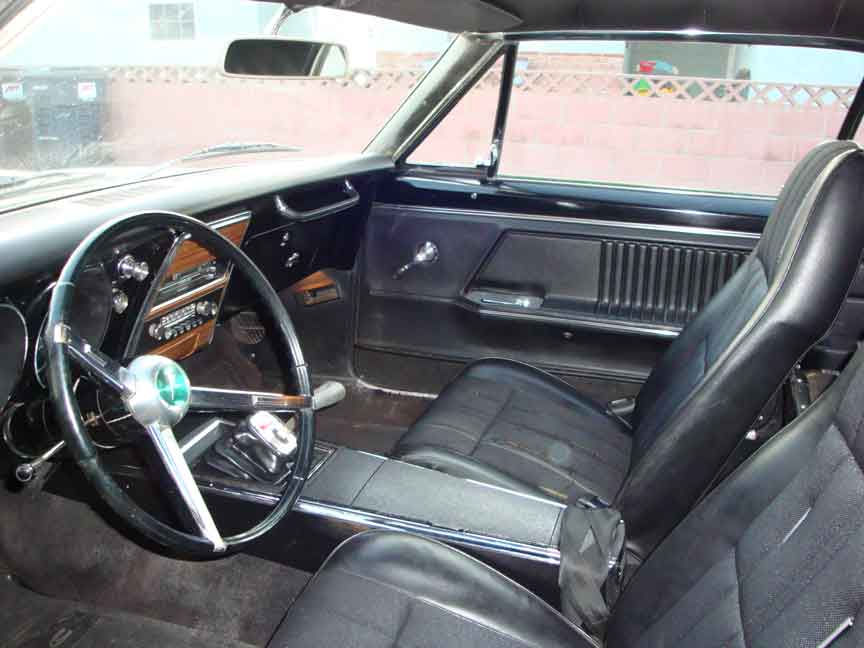 Wallpaper #N7hA2JIBJvJKYCmEHedX56 Difference Between Standard and Deluxe Interiors on a 67 Firebird