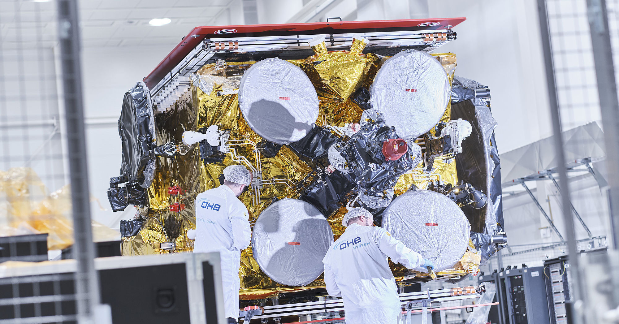 Wallpaper #K2ef65IBSpphPi3-6k2o255 The Communications Satellite Heinrich Hertz is Preparing for Launch