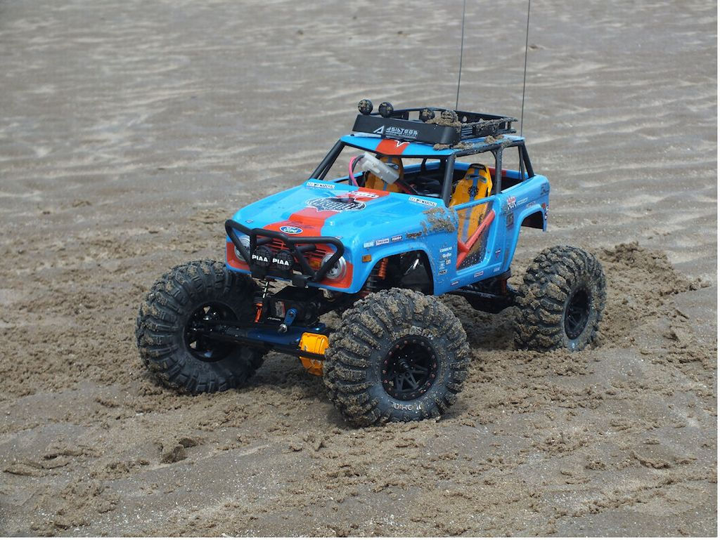 Wallpaper #9mcXC5MBSpphPi3-o9cX170 99959 Axial from Madmax Showroom Wraith at the Beach Tamiya Rc