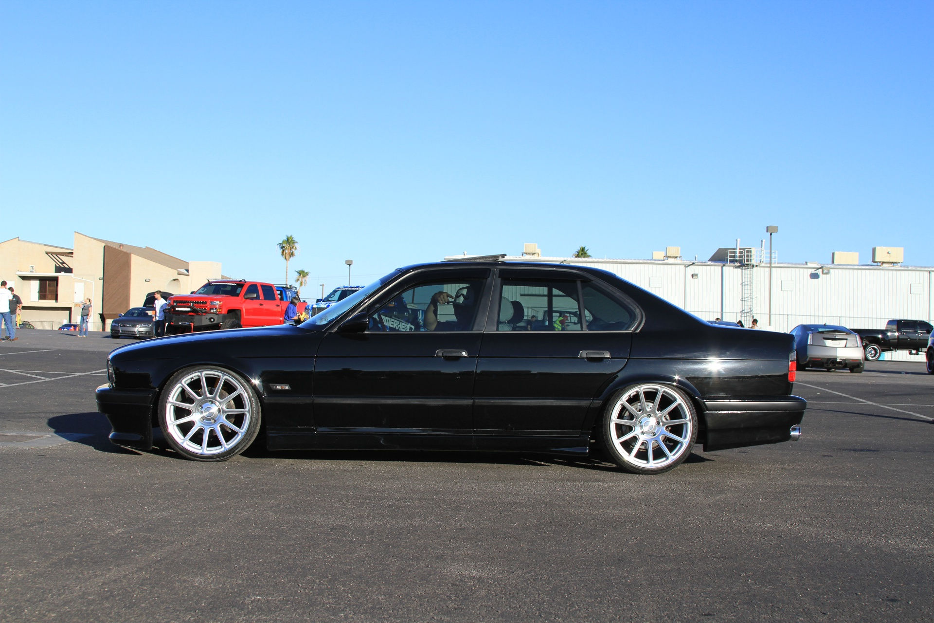 Wallpaper #CRnwEY8BtGB6xQ78MGPy23 BMW E34 Forum Tuning