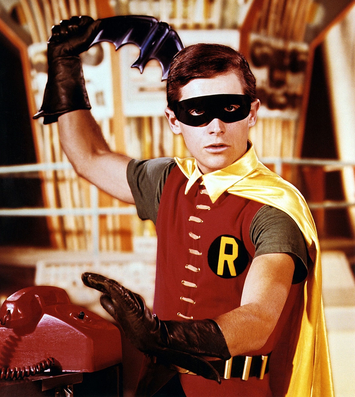Wallpaper #uxmkOI8BtGB6xQ78fqjI2 Robin Actor Burt Ward Says the Set of the Original Batman Show Was a