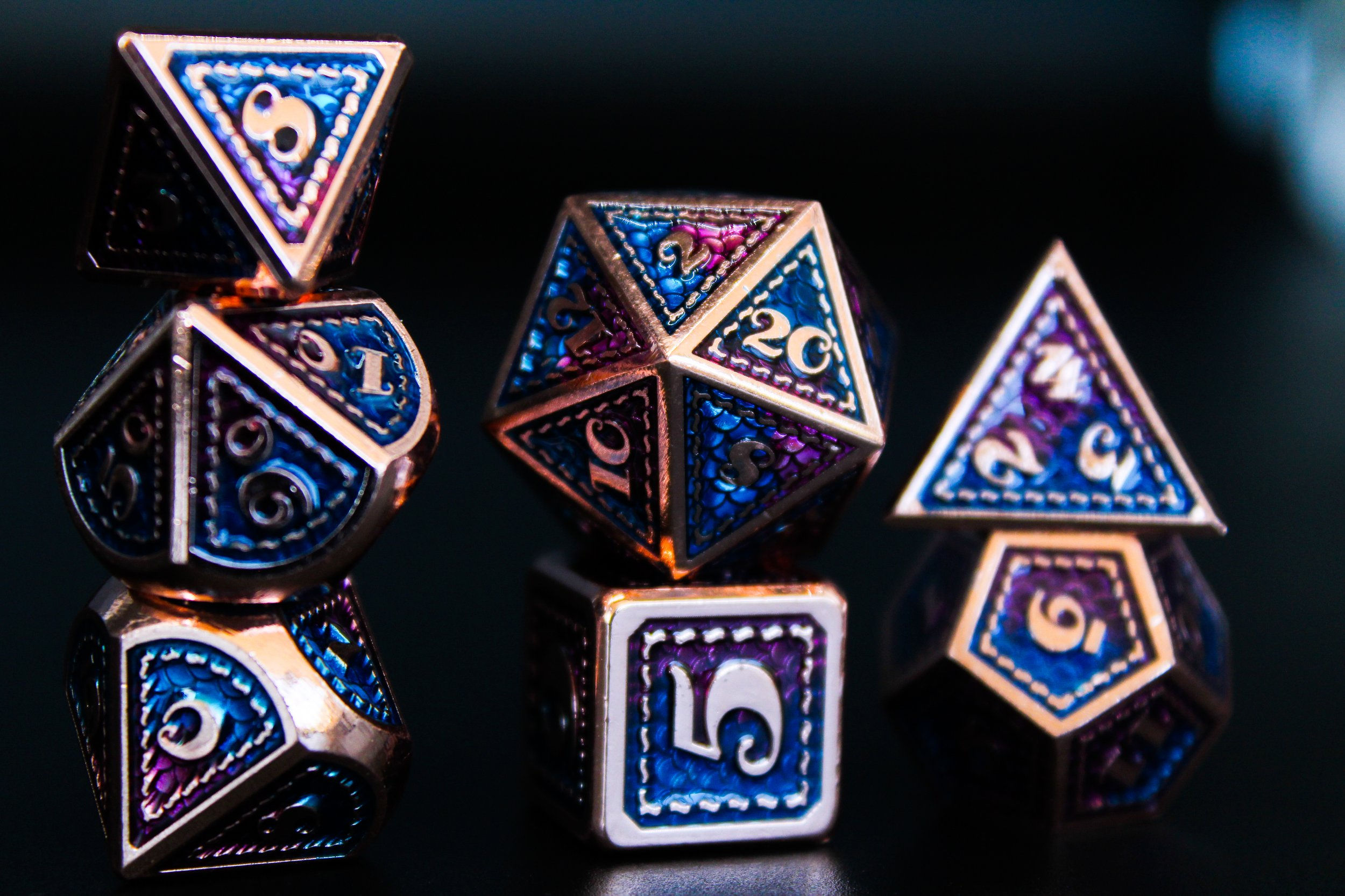 Wallpaper #qWj0HJMBSpphPi3--ST6383 Eldritch Overload Polyhedral Sharp Dice Set Weird Works