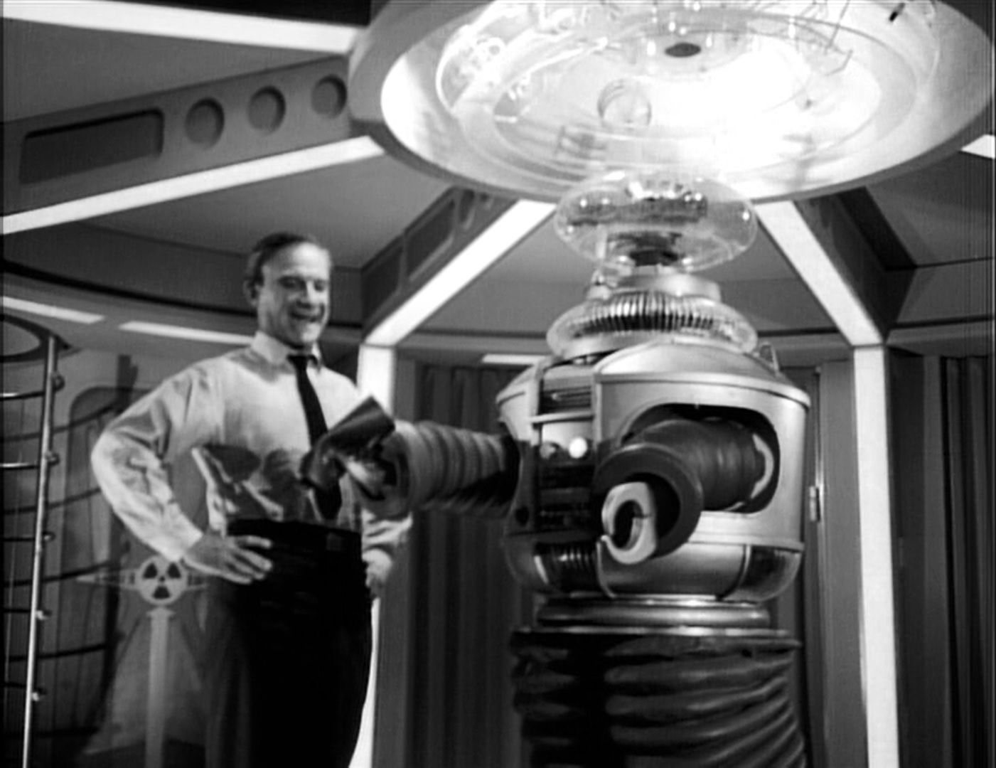 Wallpaper #2BGgM5MBXrlMTfB5u0qk29 The 10 Best Lost in Space Episodes Midnite Reviews