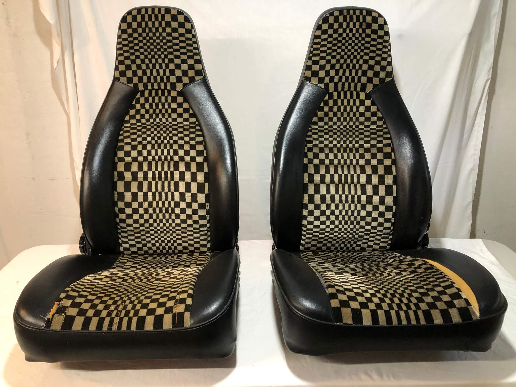 Wallpaper #wmey9JIBSpphPi3-5Xu9441 No Reserve Original Porsche Pasha Front Seats Pcarmarket