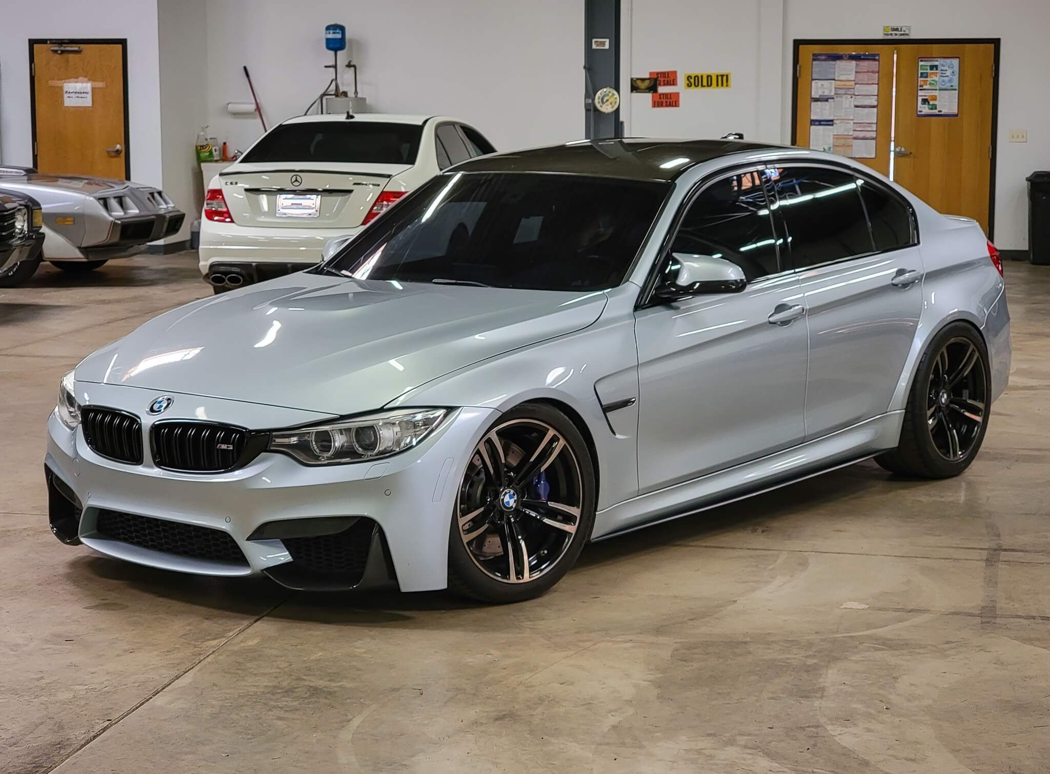 Wallpaper #lUB0MZMBJhL2WPbaFMZQ44 BMW M33 Series F80 F30 Vacuumed Carbon Fiber M4 Style Trunk Spoiler