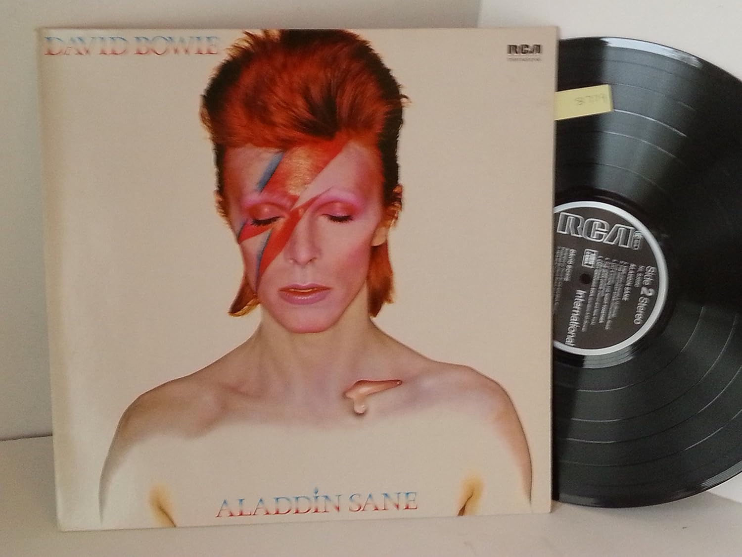 Wallpaper #7030a Aladdin Sane De David Bowie Cd Chez Libertemusic Ref123255141